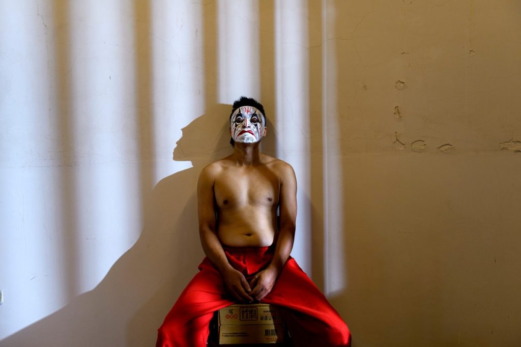 安培淂因《出神入化》系列報導攝影獲得了2021年金鼎獎首獎