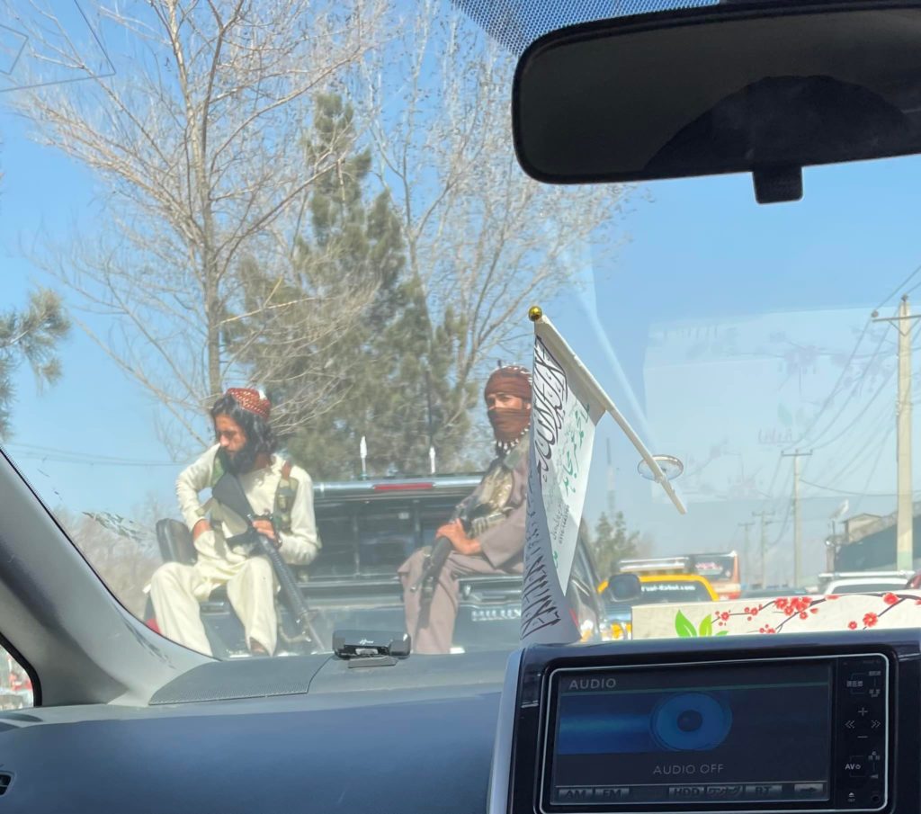 阿富汗-軍人-街頭巡邏