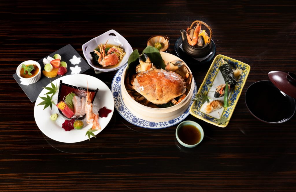 柳町日本料理-「秋の蟹逅」迷你懷石套餐。（義大皇家酒店提供）