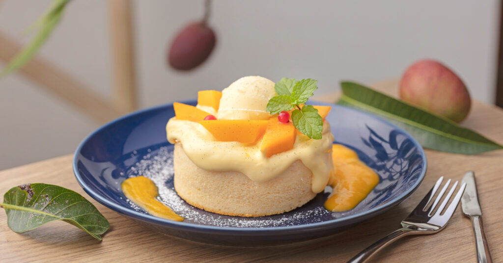 杏桃鬆餅屋芒果季新品「芒果卡士達奶油厚鬆餅」