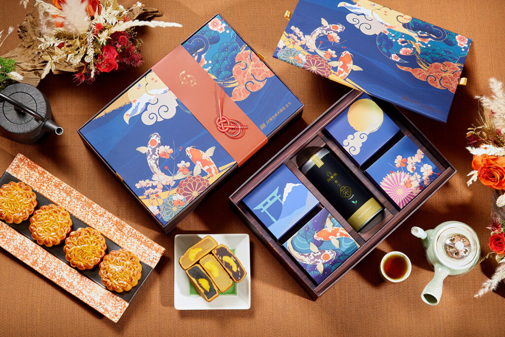 【水月錦鯉禮盒】以代表和平、友誼、健康與富貴的錦鯉為設計。（JR東日本大飯店 台北提供）